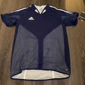 Brand New Size XL kids Adidas Navy Tee shirt